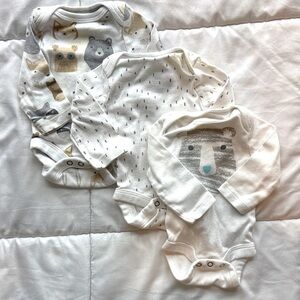 CLOUD ISLAND | SET OF THREE PREEMIE BODYSUITS